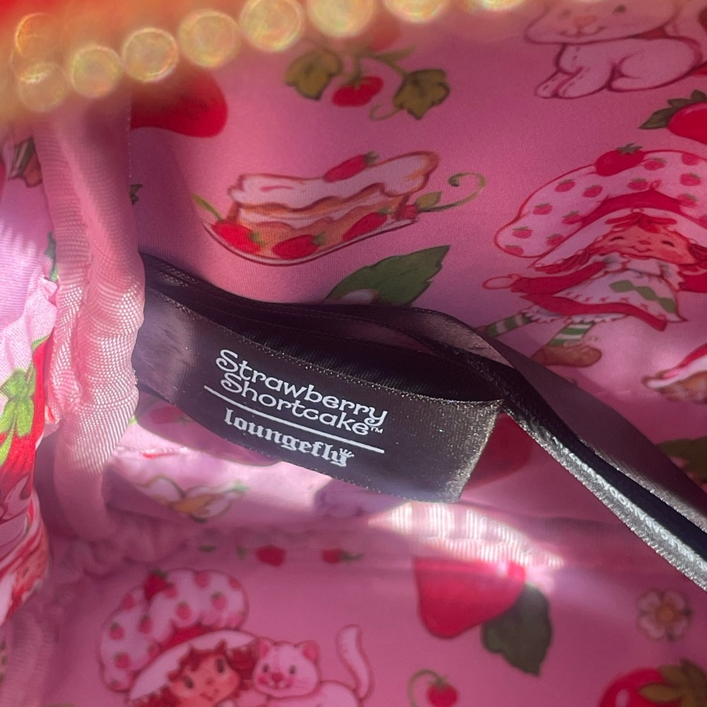 NWT! Loungefly Strawberry Shortcake Strawberry House
Scented Mini Backpack - Picture 13 of 14